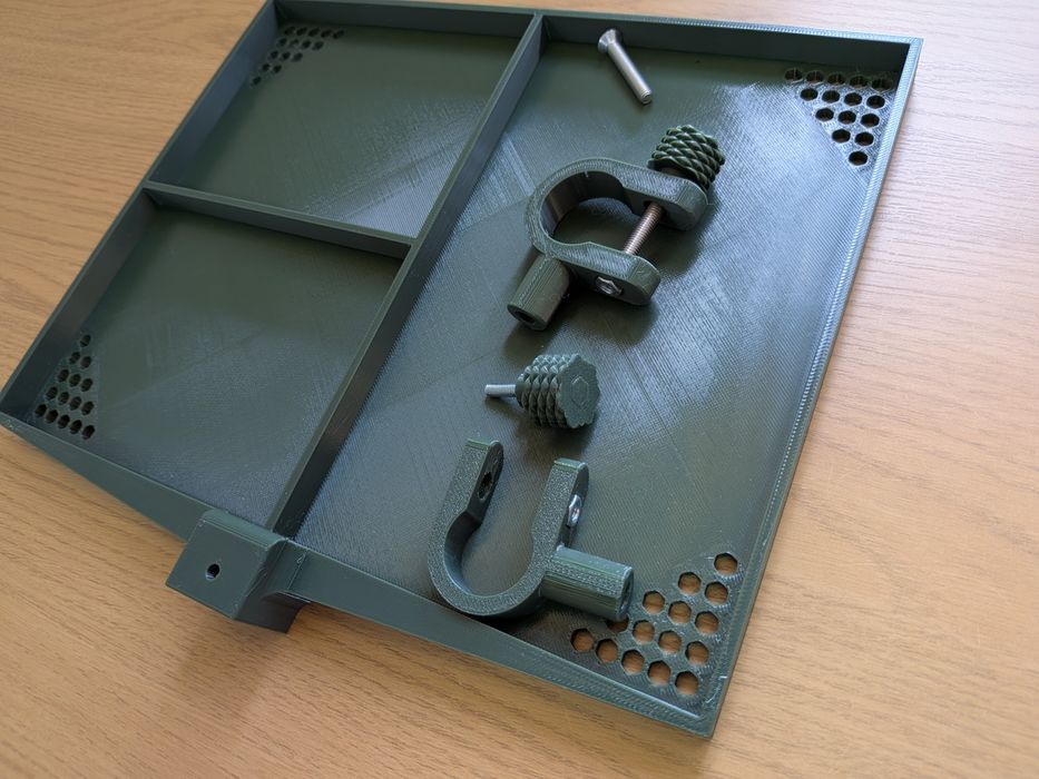 Універсальний навісний столик для рибальського крісла (3D-друк)