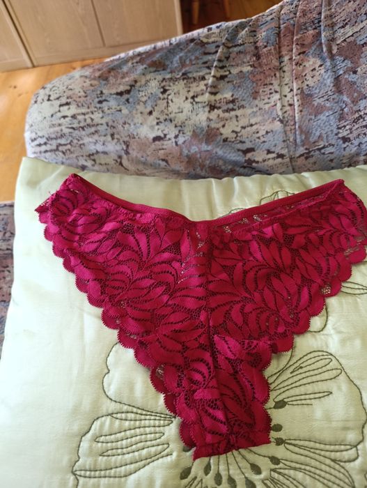 Figi damskie XS 3szt. SECRET POSSESIONS.