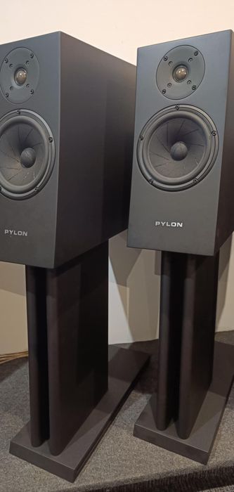 Kolumny Pylon Audio Jasper 18 czarny mat (EX Demo) - Negocjuj cenę