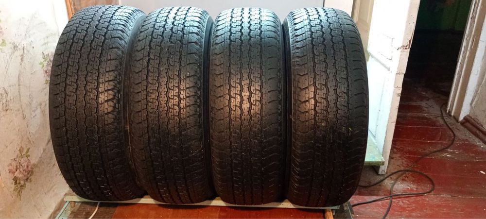 265/65.R17 комплект bridgestone