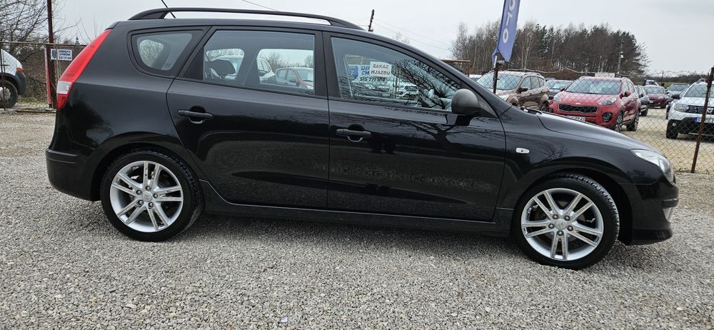 HYUNDAI I30 Lift. 2010 R 1.4 Benzyna 109 KM.Klima.Serwis.Lakier Orgina