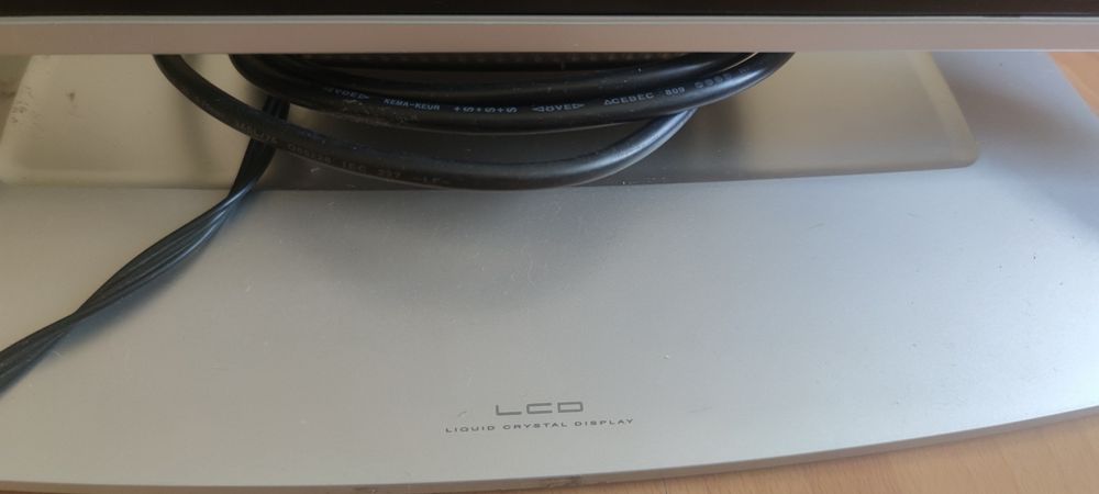 Телевізор LG RZ 20LZ50 lcd