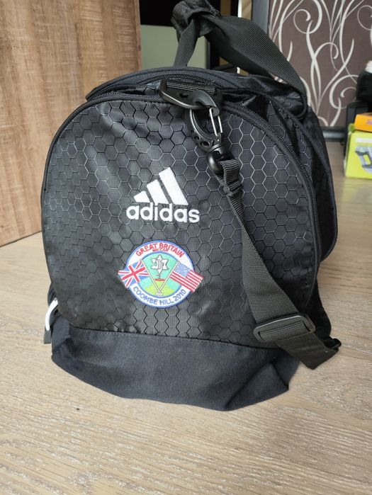 Спортивна сумка Adidas Essentials 3-Stripes Duffel оригінал
