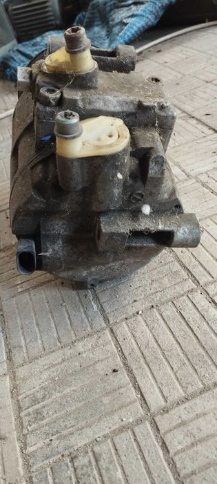 Продам компрессор кондиционера Шкода