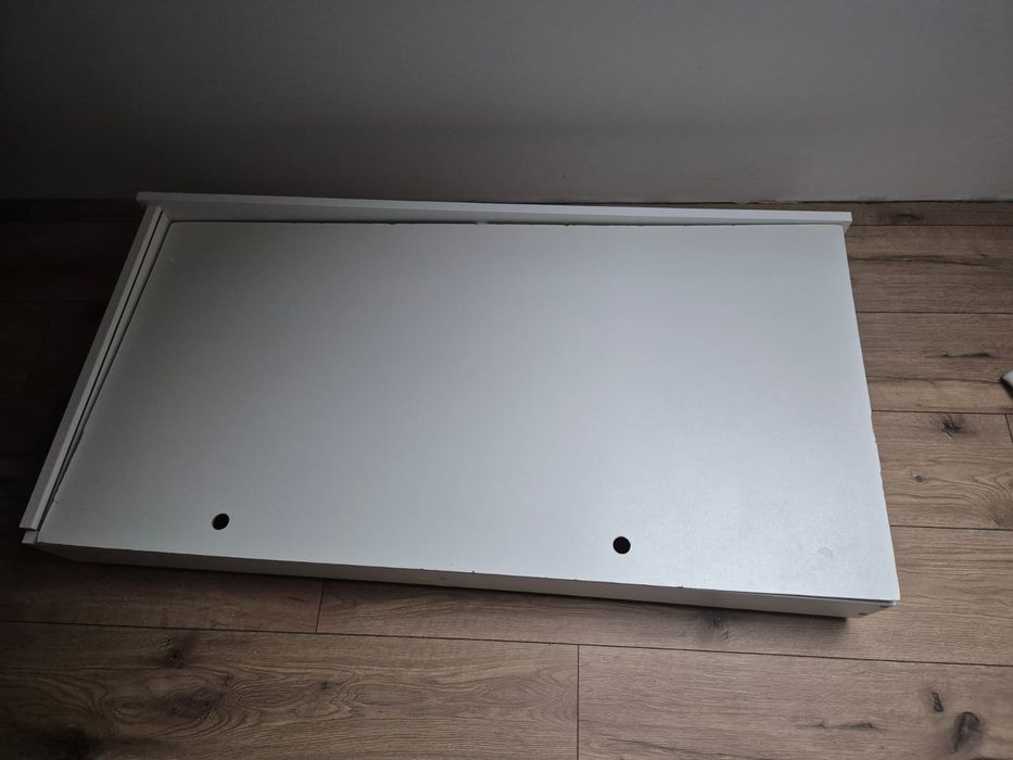 Łóżeczko z szufladą