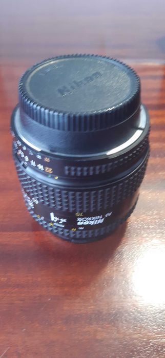 Objetiva Nikon 35-70 mm f/3.3-4.5