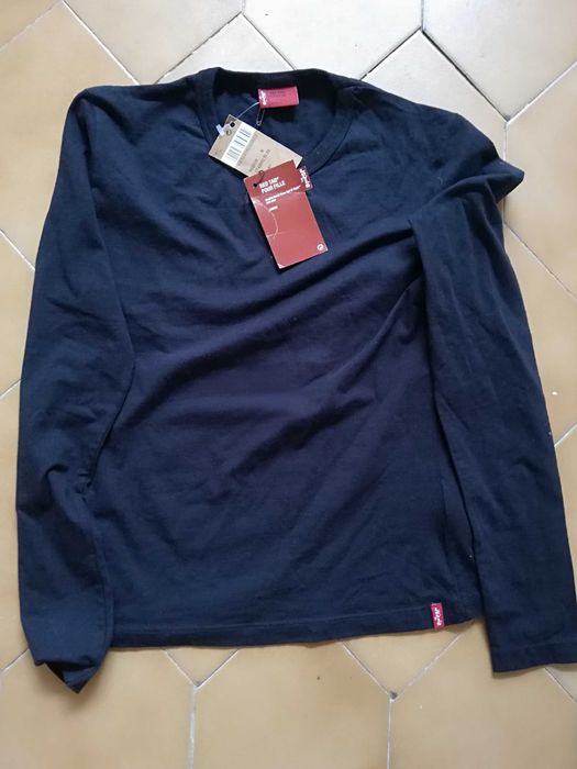 Roupa Levi's dockers e Mike Davis só hoje 20