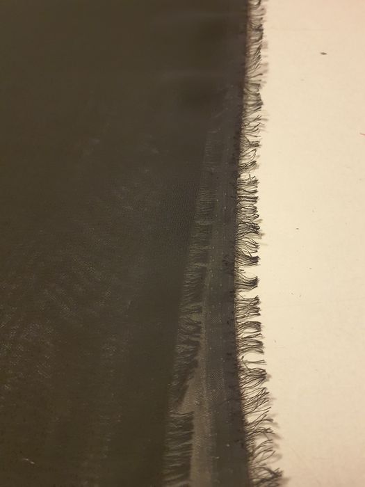 Tkanina szyfon czarny szer.150 cm.