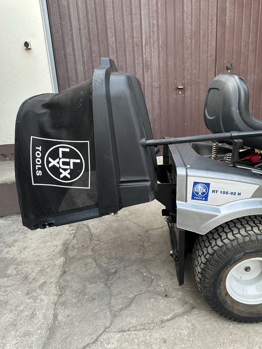 Traktorek kosiarka Lux Tools seria MTD