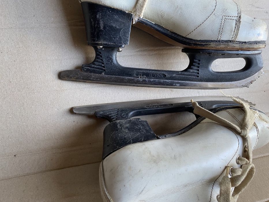 Ковзани дівочі для фігурного катання