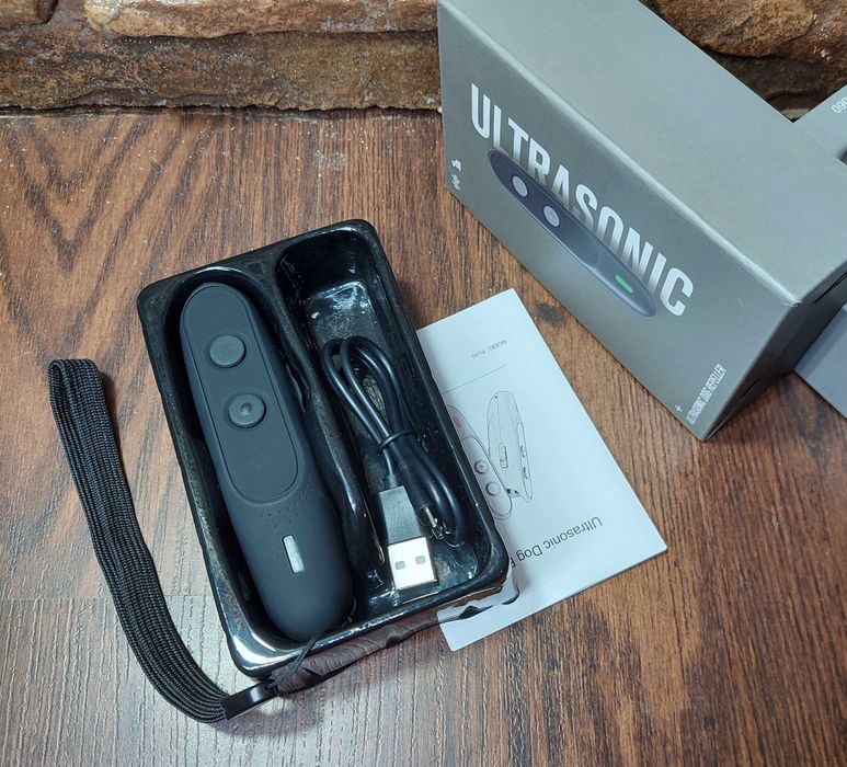 Ультразвуковой отпугиватель собак Ultrasonic pu 30S антилай, тренажер для дрессировки, защита от агрессивных собак