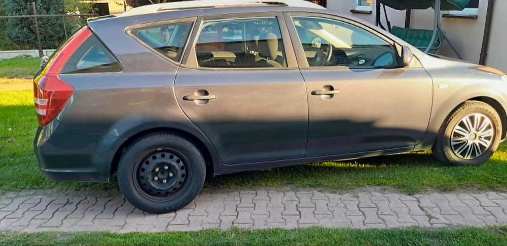 KIA CEED 1.6 Kombii Benzyna
