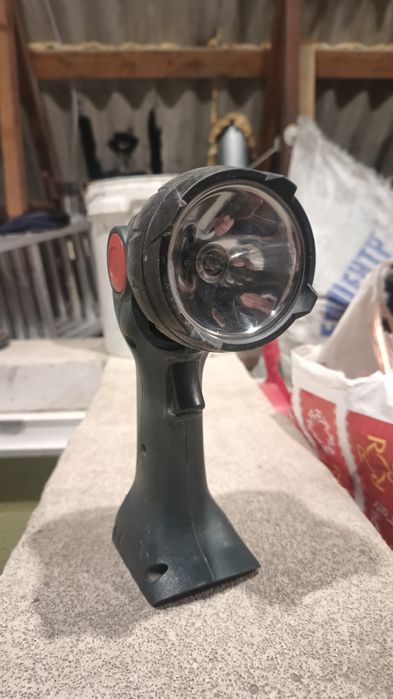 AEG. Шуруповерт. Подарунок ліхтар.