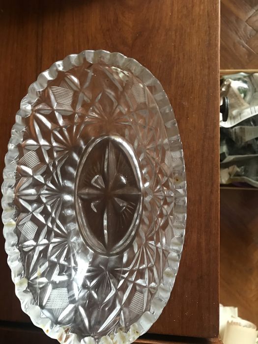 Продам недорого   Изделия из хрусталя купленный в ссср