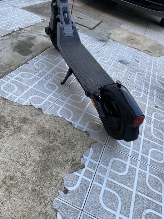 Vendo trotinete eletrica