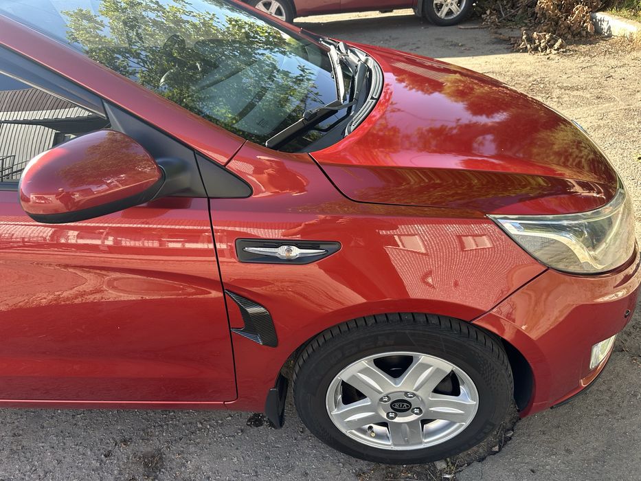 Kia rio 2012 автомат 7799$
