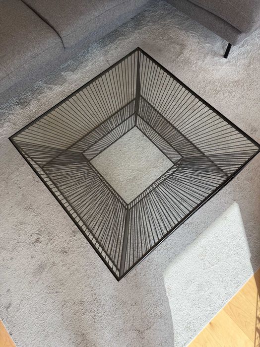 Mesa de vidro quadrada da Area