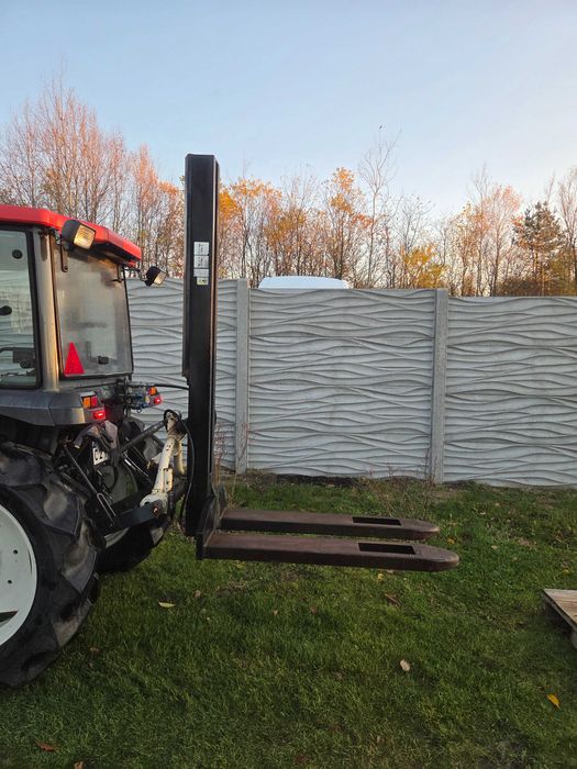 Lekki maszt do ciagnika. Kubota, Yanmar  Iseki