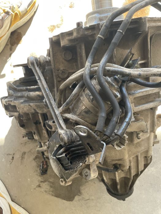 Роздатка Nissan Pathfinder , Navara, Роздатка патфайндер