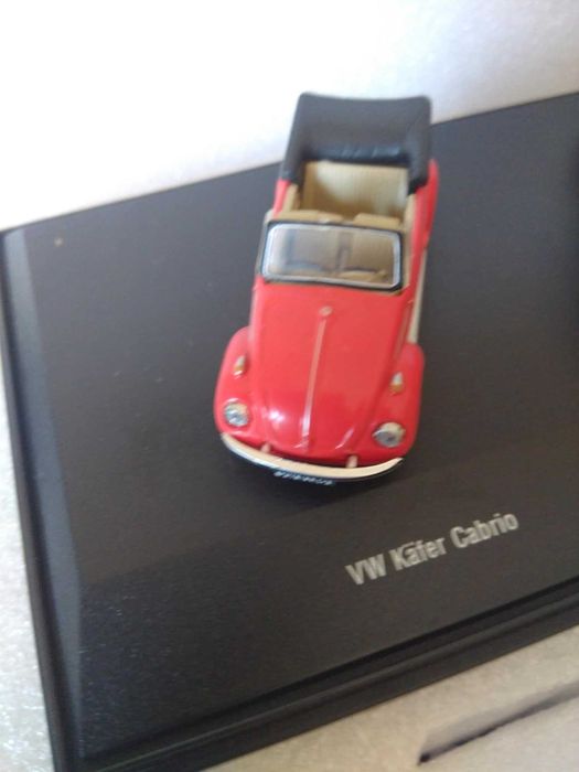 Expositor com Miniaturas da Volkswagen Vários Modelos.