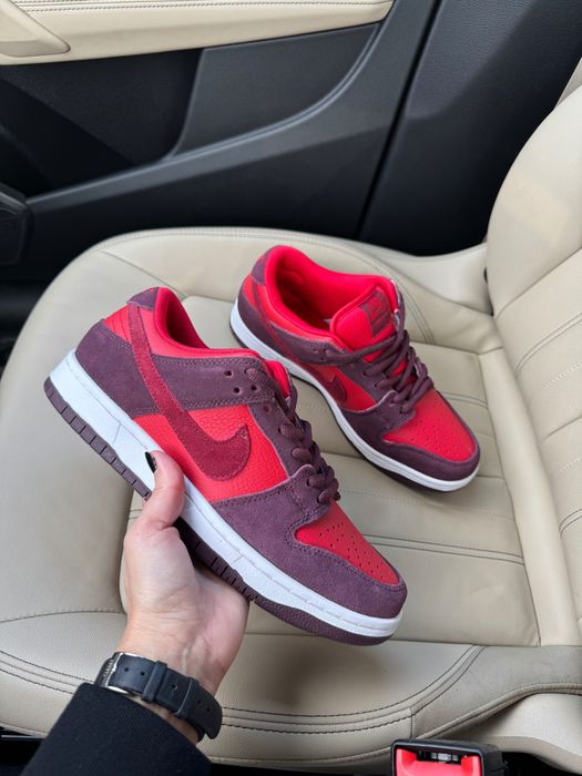 nike dunk cherry - купить кроссовки мужские - Цена на OLX.ua