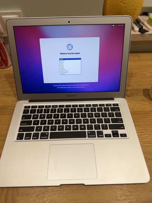 Apple MacBook Air 13" (Early 2015) i5 / 4GB RAM / 128GB SSD + Stan idealny!
