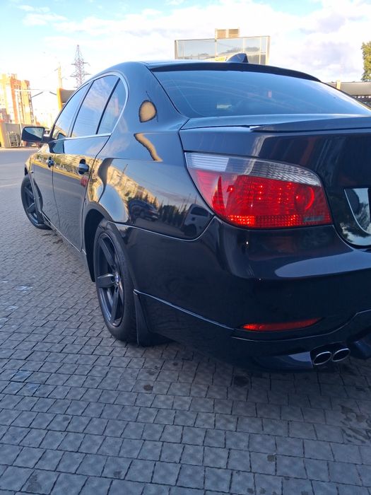 автомобіль BMW E 60