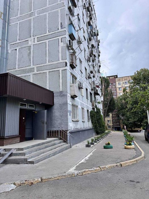Продам 1 квартиру Тополь -2