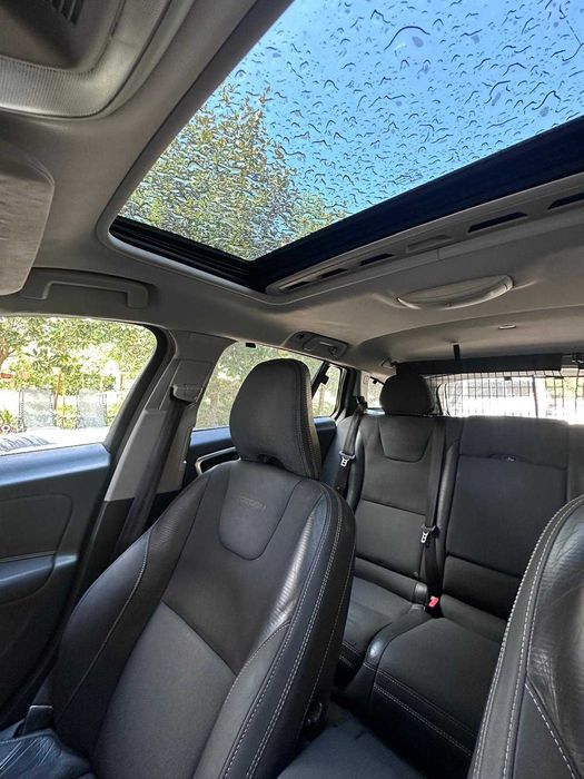 Volvo v60 r-design 5 cilindros d3