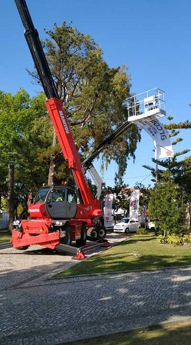 Serviço Com Operador de Empilhador Telescópico Rotativo MANITOU 25m!