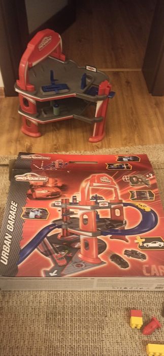 Garaż dla samochodzikòw Majorette