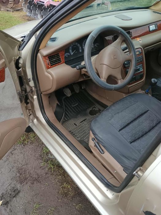 Продам машину за детальною інформацією звертайтесь за телефоном