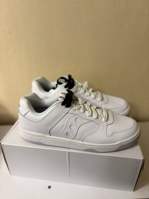Новые ОРИГИНАЛ оригінал кроссовки кросівки Saucony Hawk 45р