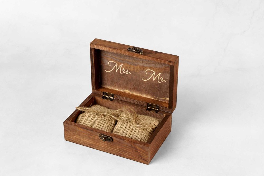 Caixa de alianças - Perfeita para transportar as alianças de casamento