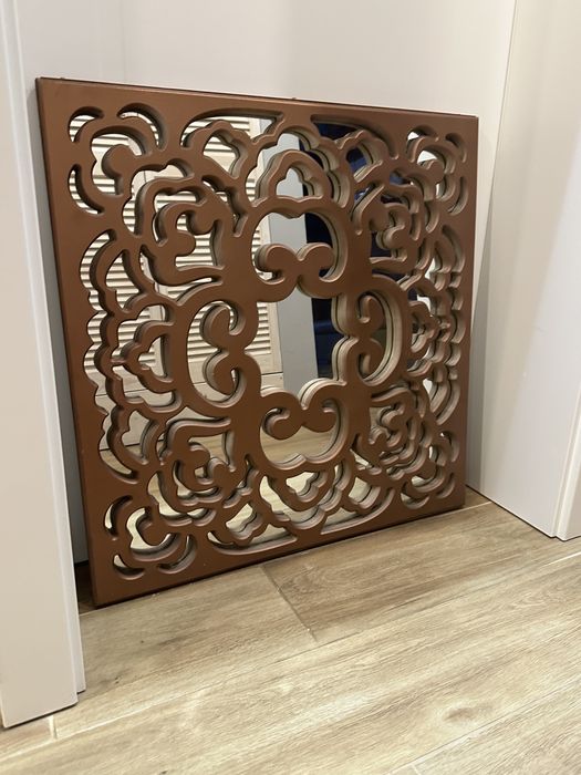 Dekor ścienny z lustrem 70/70cm