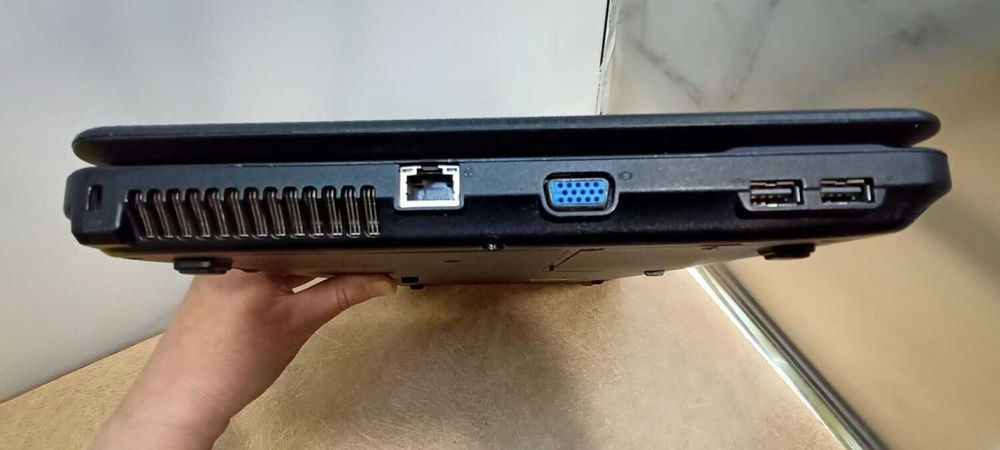 Ноутбук Lenovo IdeaPad G550(20023) + upgrade cpu C2Duo T9300, 8GB, SSD