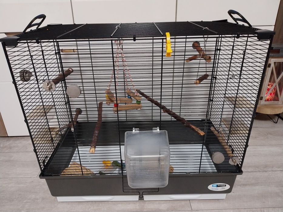 Duża klatka dla ptaków