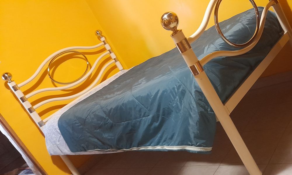 Cama solteiro mais colchão