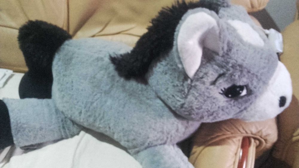 Boneco em peluche muito grande