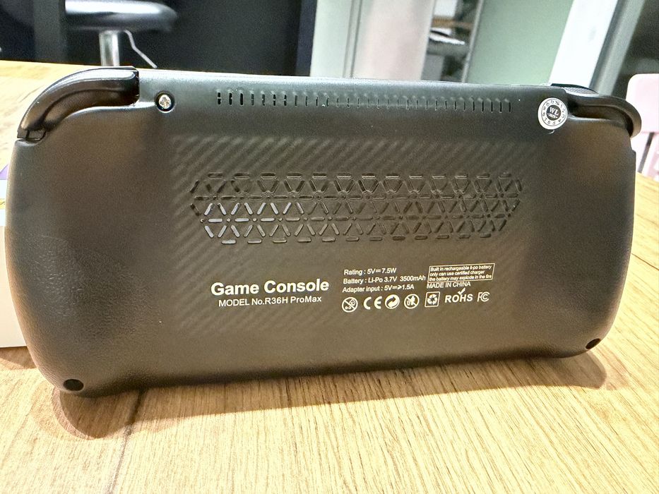 Retro konsola R36H Pro Max - nowa! Ulepszony model! microSD 64gb!