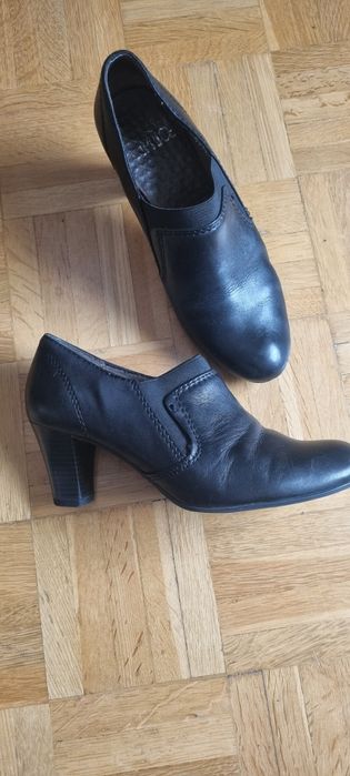 Buty półbuty jesienno wiosenna caprice 37,5 na obcasie
