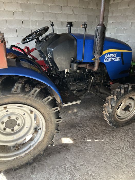 Донг фенг244.