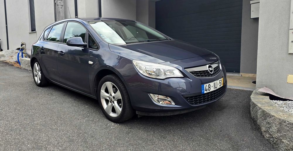 Opel Astra — fotografia 8