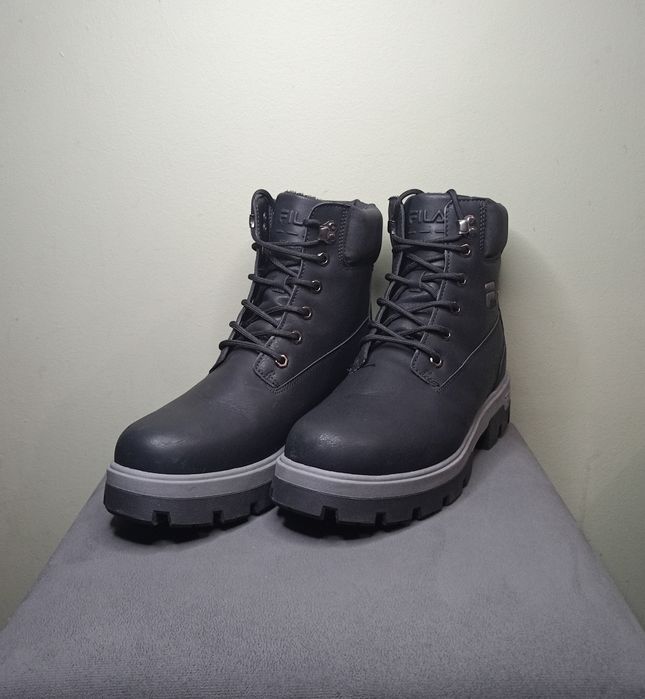 Trapery Fila, rozmiar 43.