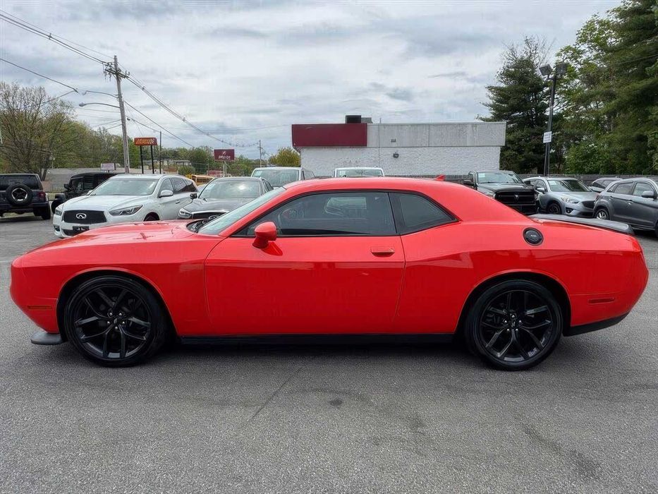Dodge Challenger      2017