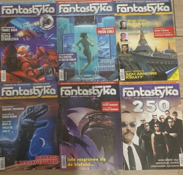 Nowa Fantastyka kompletny  rocznik 2003 (  12 gazet = 25 zł )