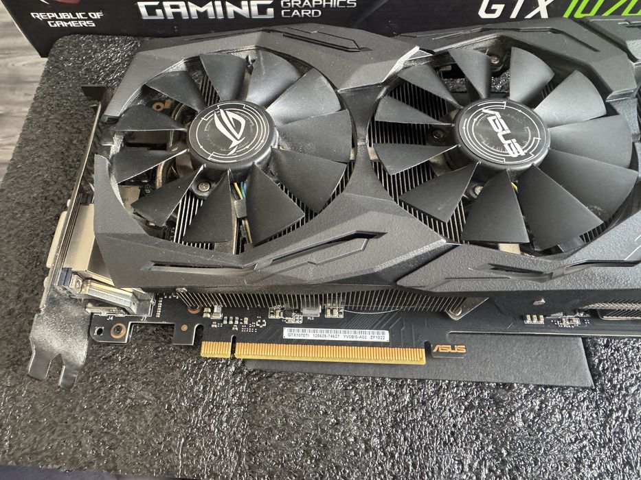 GTX 1070TI asus rog strix