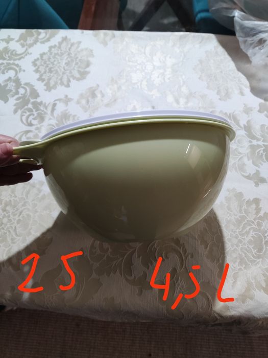 Selling Tupperware Products443265251069798403