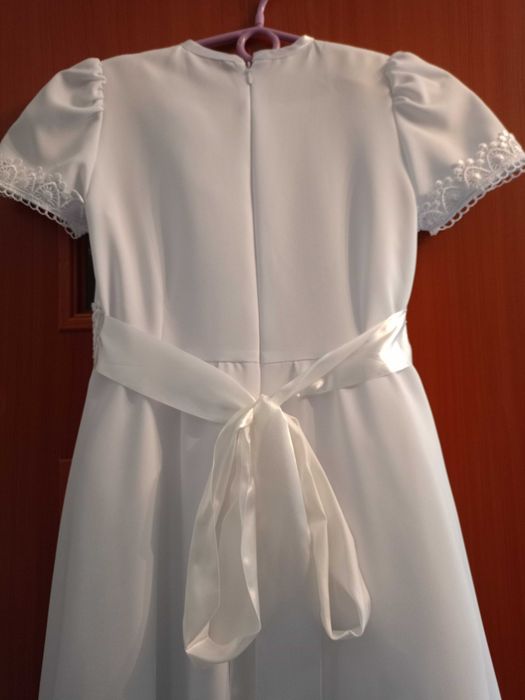 Alba komunijna dla dziewczynki