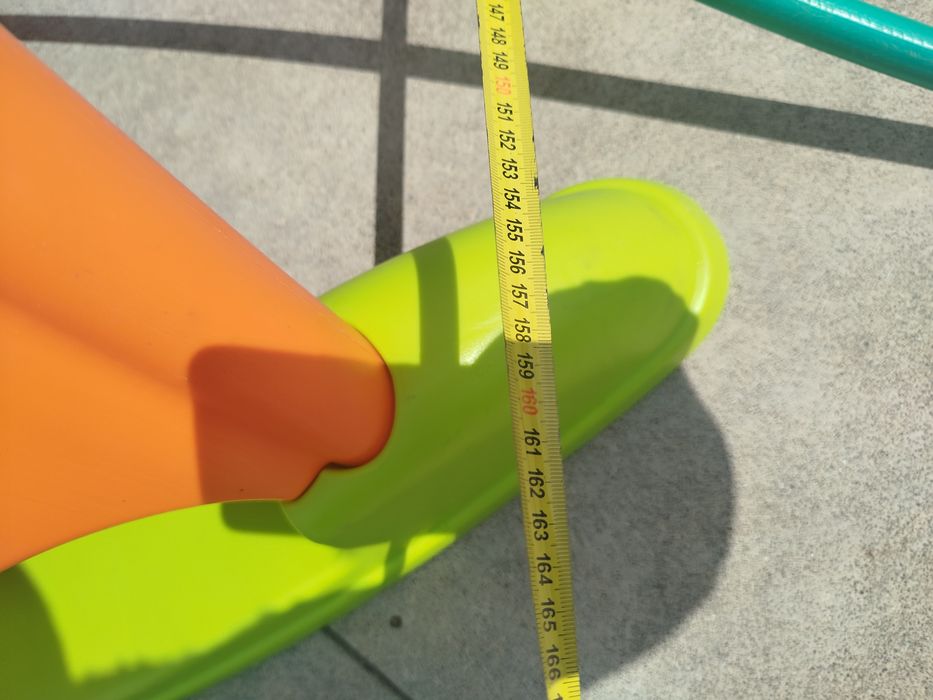 Escorrega Infantil de água